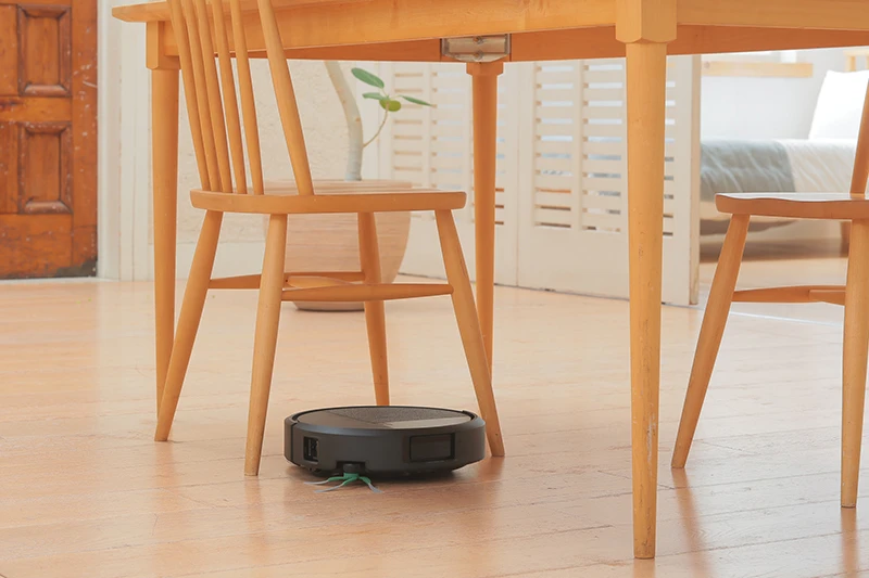 Roomba® Plus 515 Combo ロボット+AutoWash™ 充電ステーション