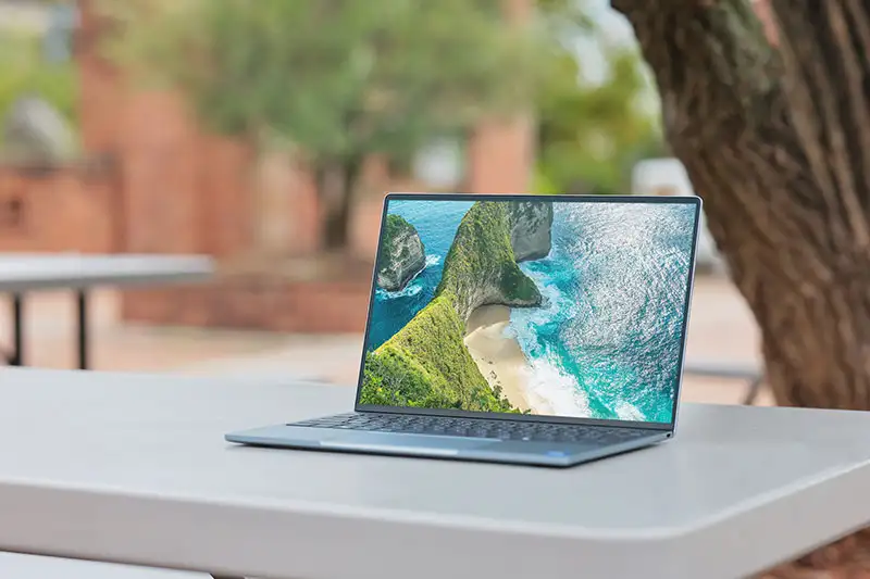 価格.com - [PR企画]「XPS」シリーズ史上最軽量・最薄を実現したDellの