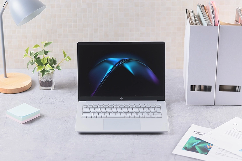 HP「OmniBook 3 14-hz」