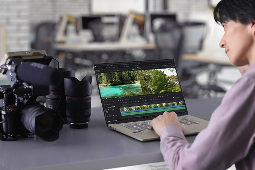 「DaVinci Resolve」で4K動画を編集するイメージ