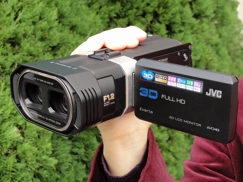 ビクター JVC エプリオ デジタルビデオカメラ 3D対応 GS-TD1-B