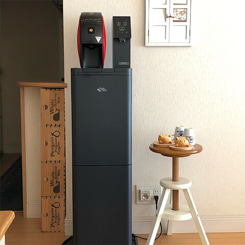 最終値下げ【送料込み】スタンド型ウォーターサーバー 黒 床置き型のウォーターサーバー一覧 - 価格.com