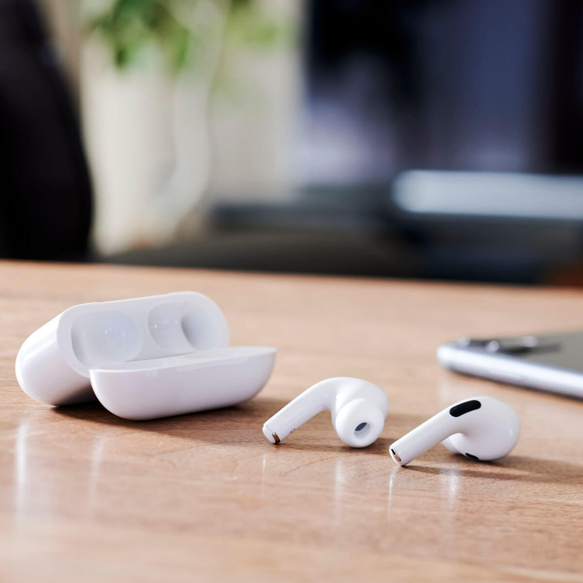 【両耳★】AirPods Pro イヤホン iPhone対応です Amazon.co.jp: Apple AirPods Pro ワイヤレス充電対応 : 家電