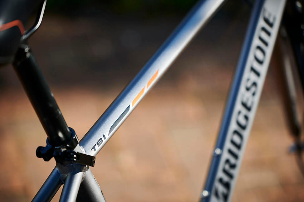 気が置けないパートナー｜ブリヂストン TB1e TB7B41｜価格.com