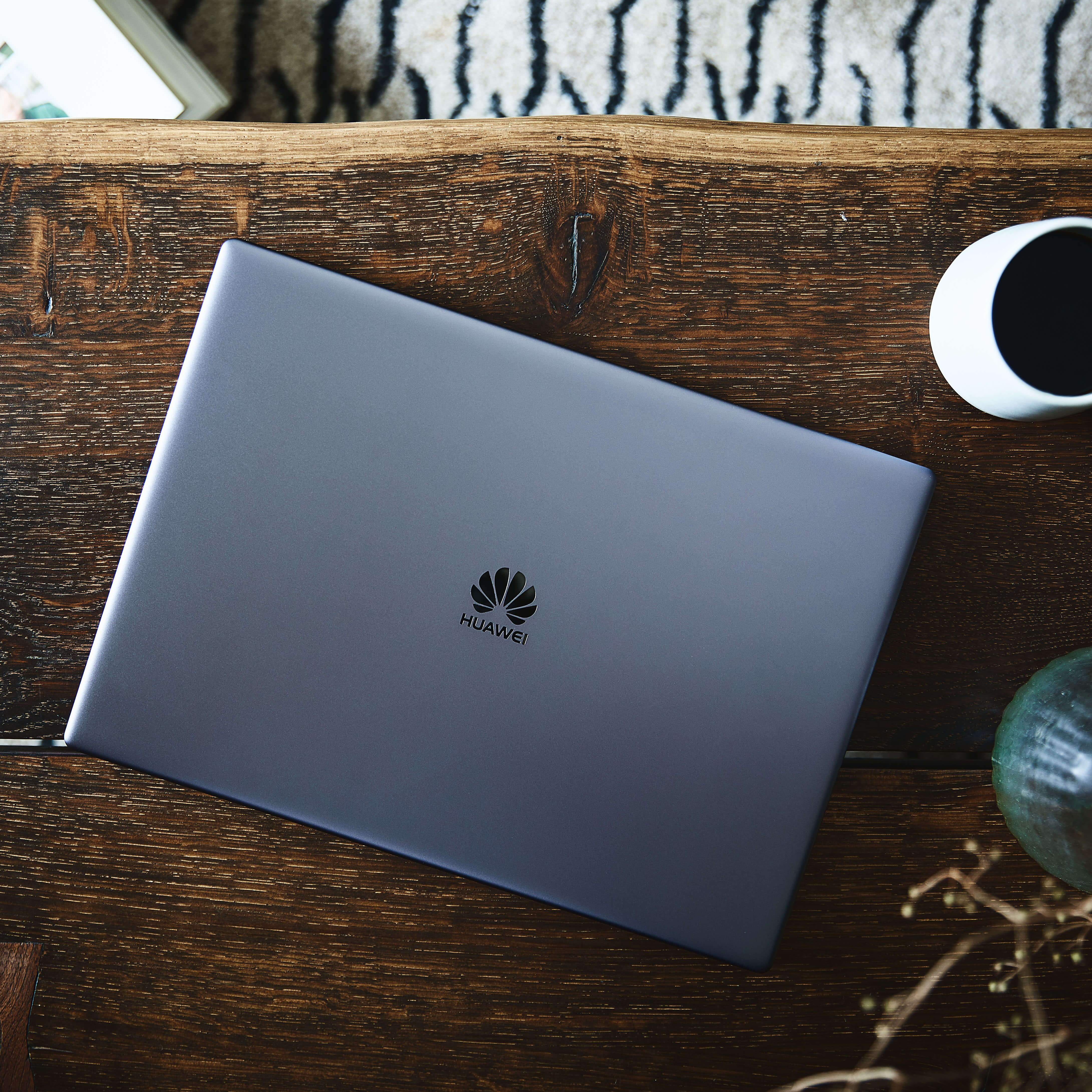 ひとかじりしてみれば｜HUAWEI MateBook X Pro｜価格.com インプレッション