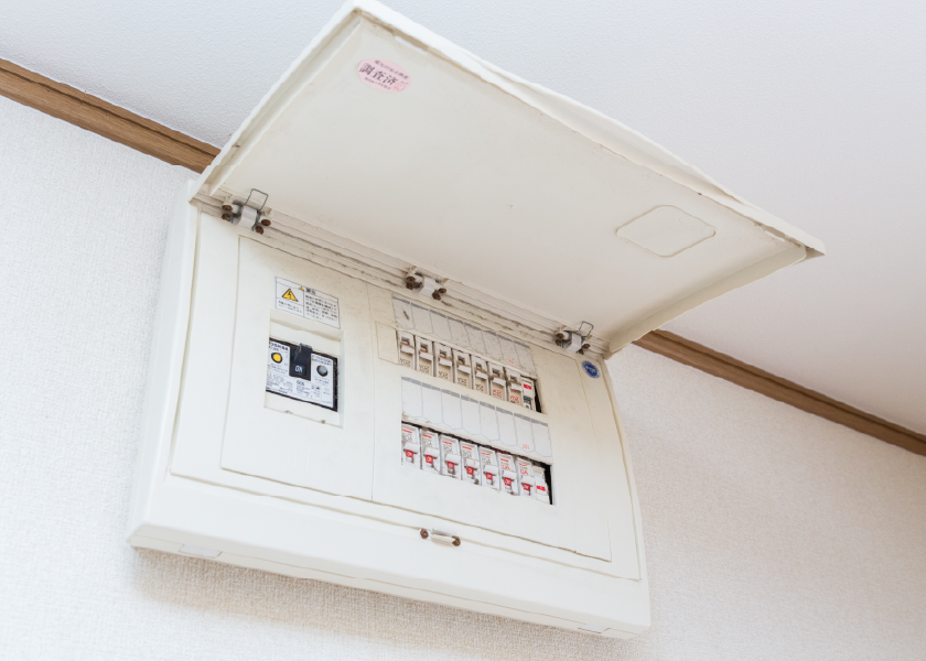 �K�v�ȓd�C�e�ʁA�d���͂��邩�H