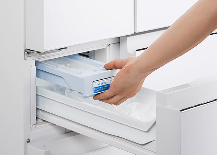 �Ɨ����X��