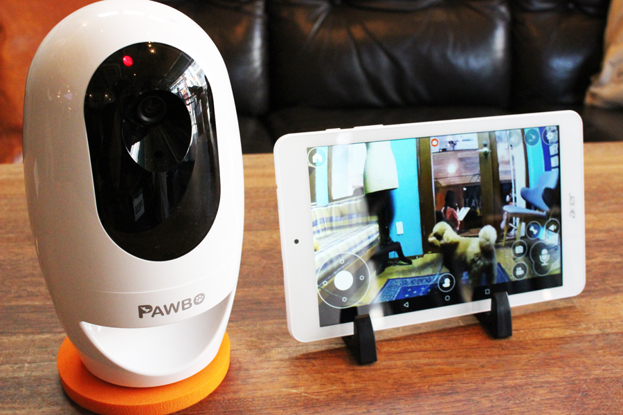 おやつ機能を搭載したペット特化型ネットワークカメラ「PAWBO＋」登場