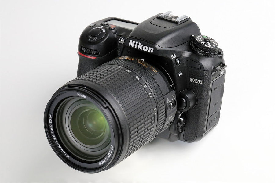 動作【wifi＆超高画質＆高速連射】Nikon ニコン D7500 一眼レフカメラ