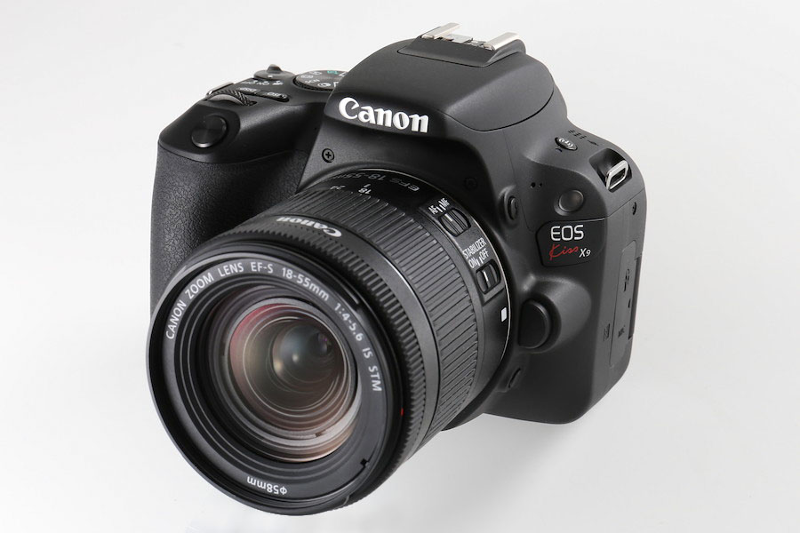 7月9日限定価格✨バリアングル液晶モデル♪Canon Kiss X6i-