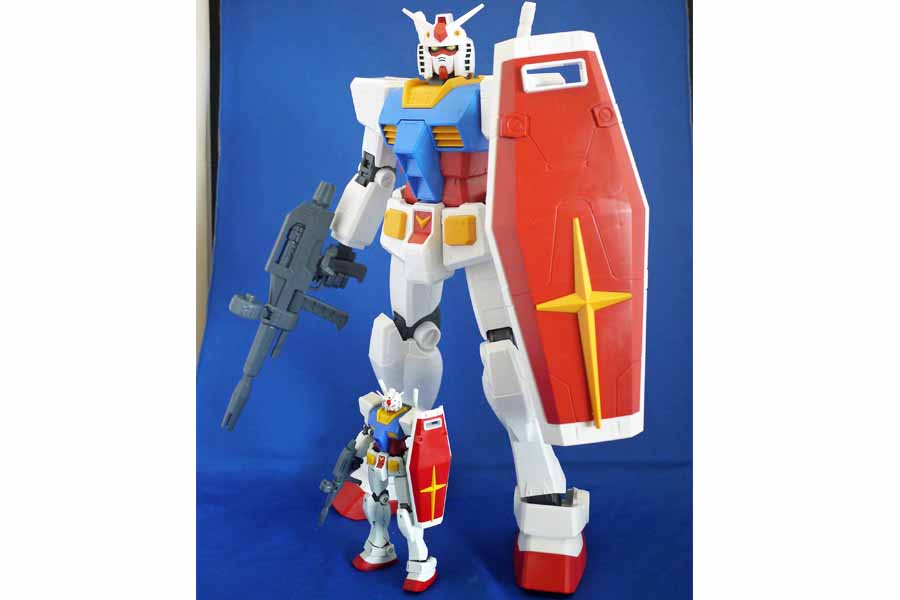 全長30cm以上 ガンプラ史上最大級の初代ガンダムを組み立て 価格 Comマガジン