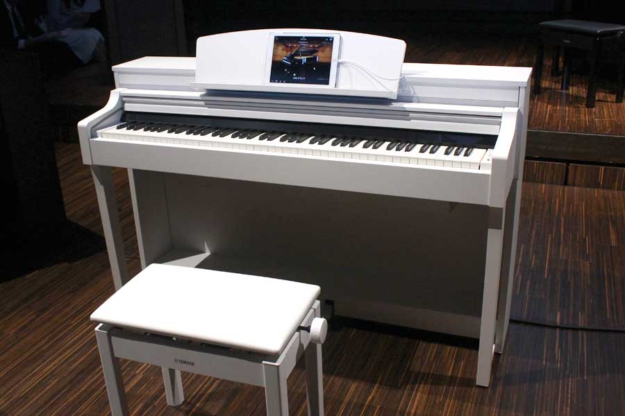 ヤマハ電子ピアノがまた進化！ デジタル音源から楽譜を自動作成できる ...