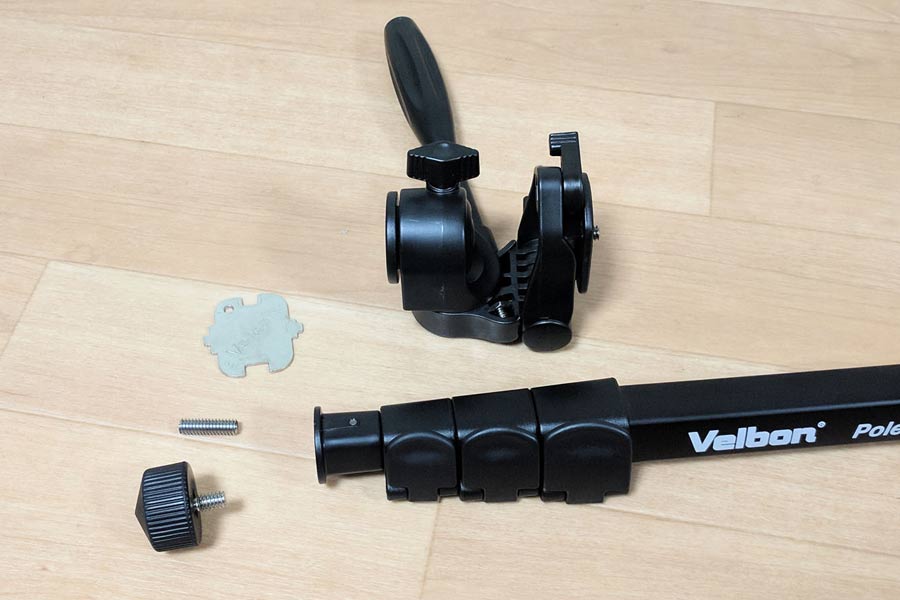 三脚と一脚が合体!? 狭い場所でも撮影できるスリムな三脚を発見 - 価格.comマガジン