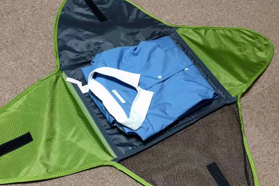 ^ꂵȂI X[cP[XɃsb^܂郏CVcP[X