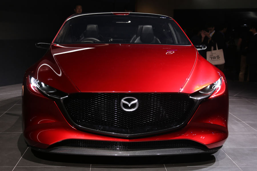 マツダ 次期アクセラ Mazda 魁 Concept マツダ カイ コンセプト や次期魂動デザインを世界初公開 価格 Comマガジン