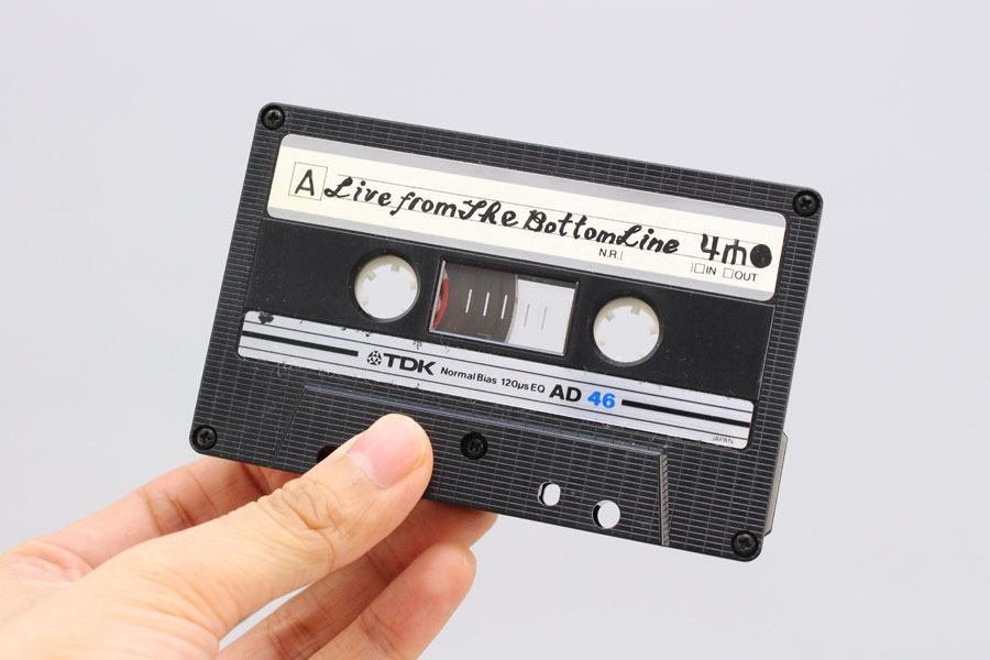 今も絶賛製造中！ 最新のカセットテープ再生機4選 - 価格.comマガジン
