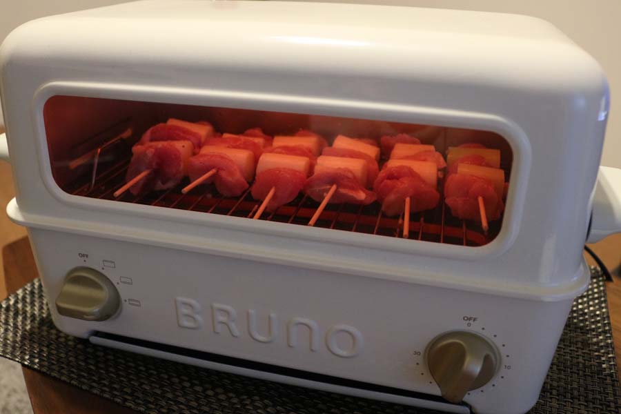 トースター ブルーノ “熱々”は最高のスパイス！ ブルーノ「トースターグリル」を使い倒す