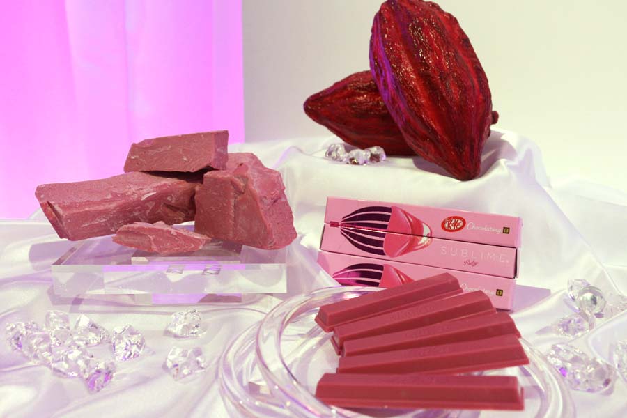 その名も ルビー 天然のピンク色とベリー風味が不思議なチョコレートを食べてきた 価格 Comマガジン
