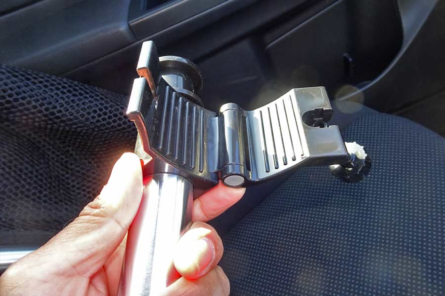 デリケートなものの運搬に最適 車の天井に付ける秀逸ネット 価格 Comマガジン