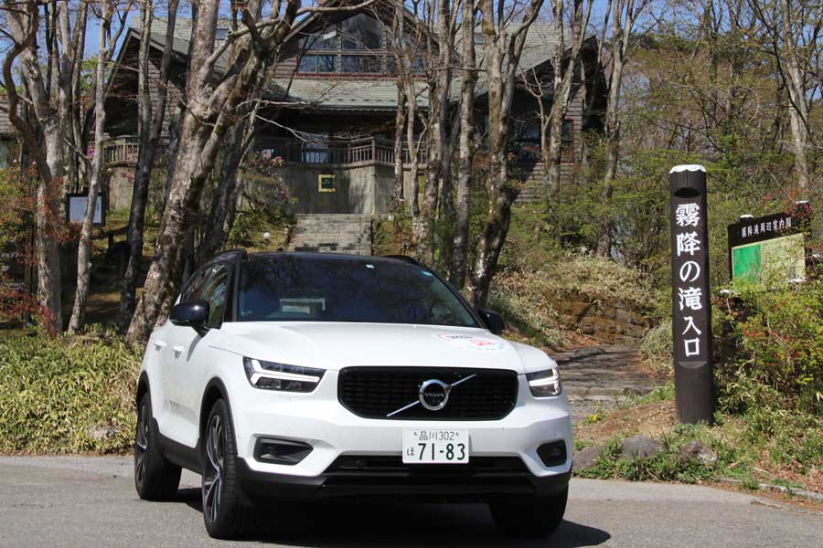 ボルボ Xc40 試乗 実燃費テスト コンパクトsuvのなかでもトップクラスの走行性能 価格 Comマガジン