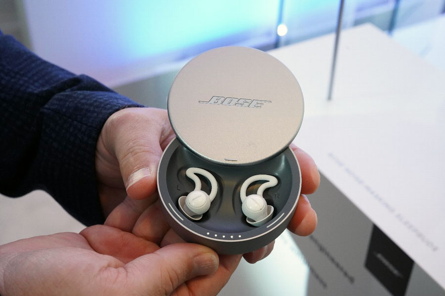 Boseが睡眠用イヤホン型デバイス「BOSE NOISE-MASKING SLEEPBUDS」を ...