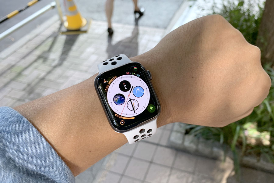 14945円 ☆正規品新品未使用品 Apple Watch 4 アップルウォッチ4 40mm NIKE