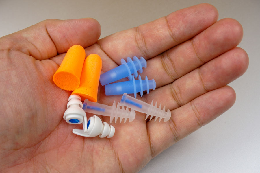 耳キーン”対策に耳栓は有効か？ 「飛行機用耳栓」を徹底検証してみた - 価格.comマガジン