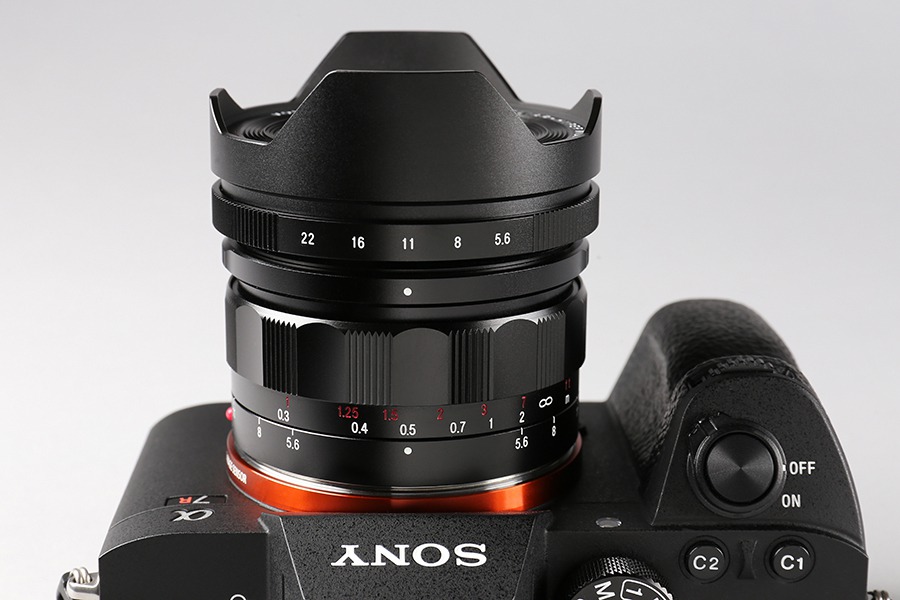 世界最広角レンズ「フォクトレンダー HELIAR-HYPER WIDE 10mm F5.6 Aspherical」実写レビュー - 価格.comマガジン