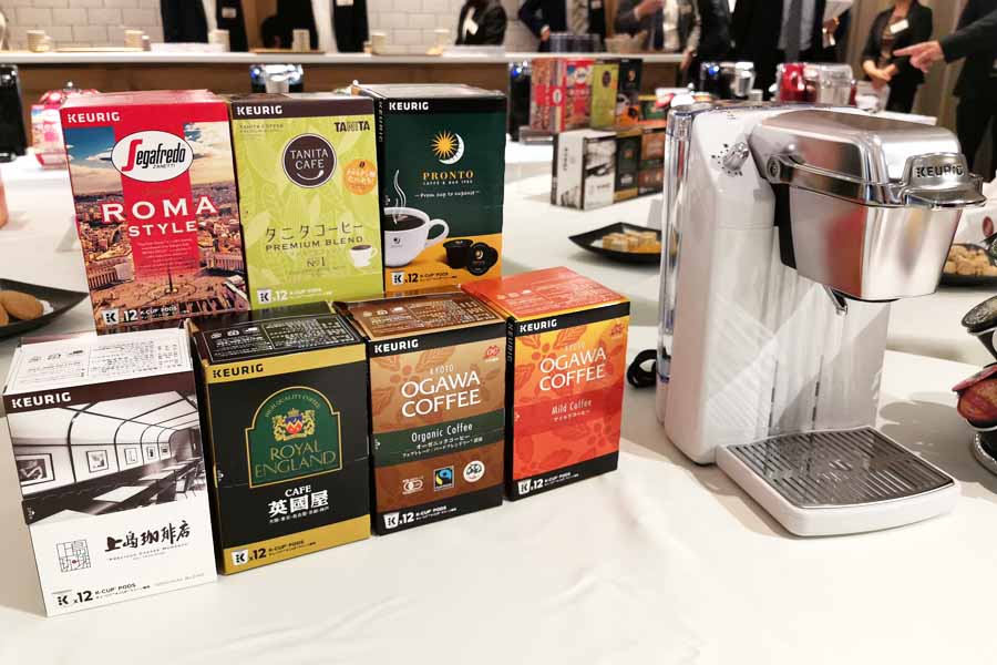 カプセル式と思えない 北米で人気のコーヒーマシンが人気ブランドとのコラボカプセルを発売 価格 Comマガジン