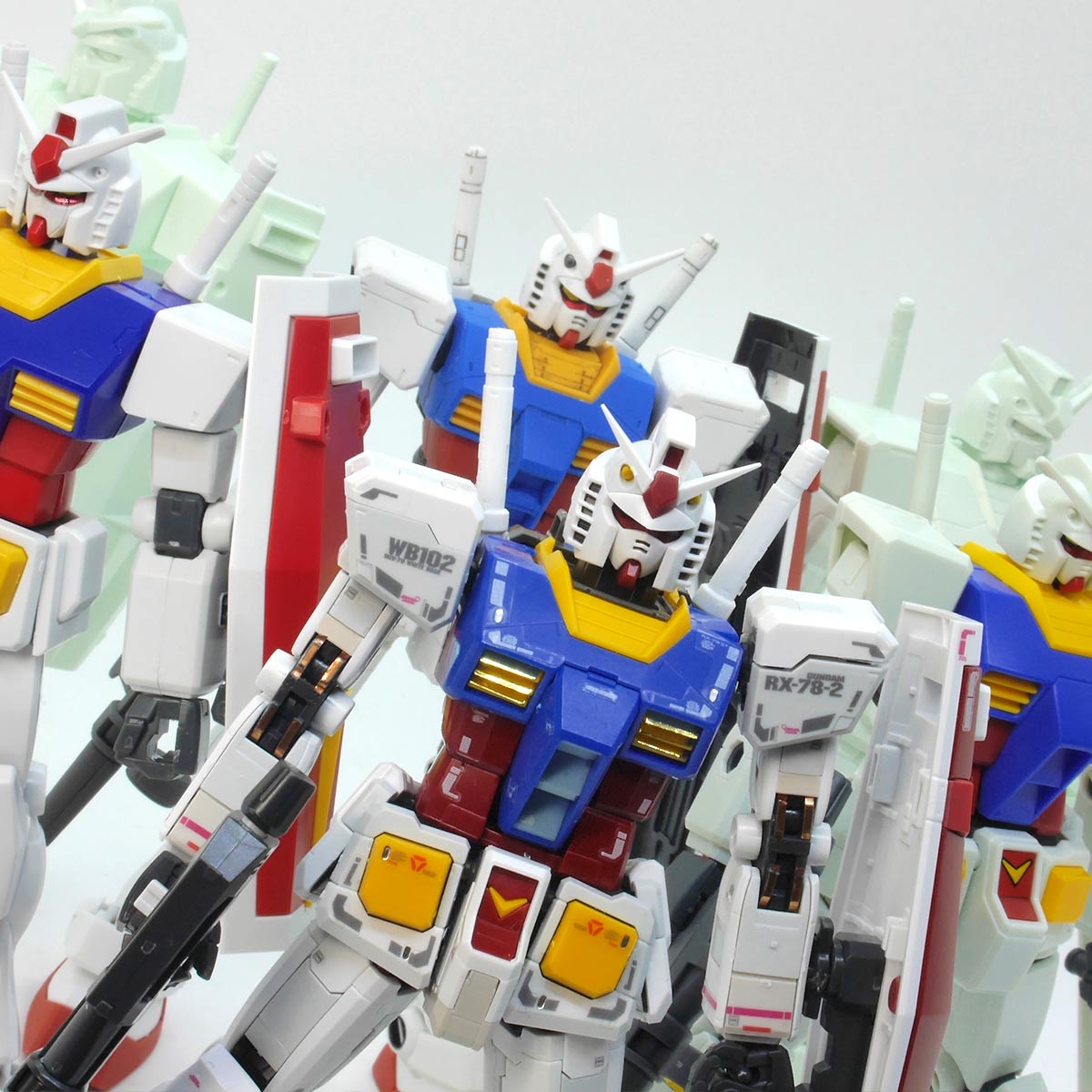 1/144XP[́uRX-78-2 K_vOrI LbgEHGERG̈Ⴂ́H
