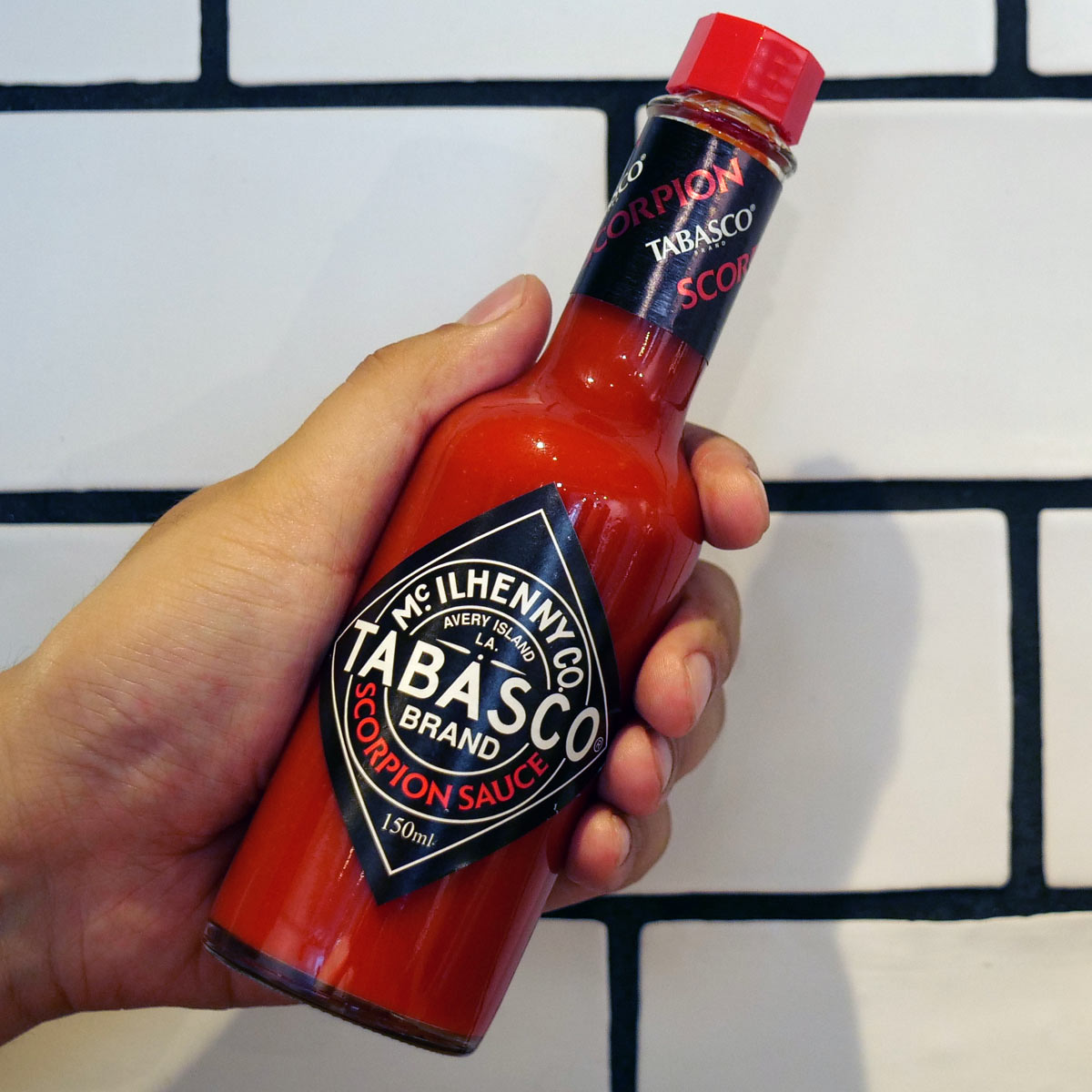 タバスコ史上最も辛い Tabasco スコーピオンソース を早速試してみた 価格 Comマガジン