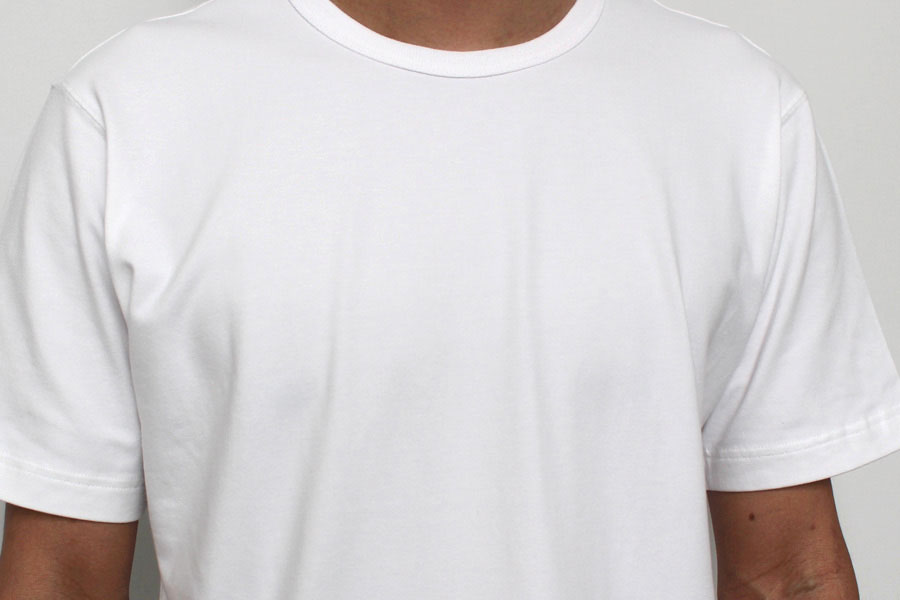 乳首が透けない 白tシャツはどれ 着て 水をかけて 検証してみた 価格 Comマガジン