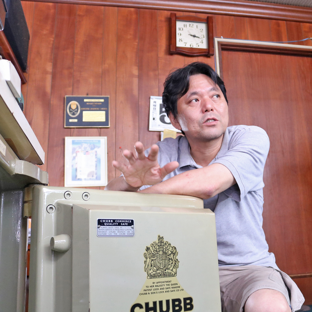 �L���b�V�����X����ɉ������H �V�܋��ɓX�̌��t�ɕ������g���ɂ̘b�h���[�������I