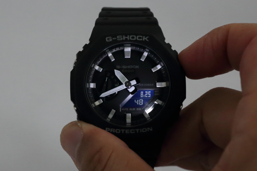 オールブラックが人気爆発！ デジアナ史上最薄のG-SHOCK「GA-2100」 - 価格.comマガジン