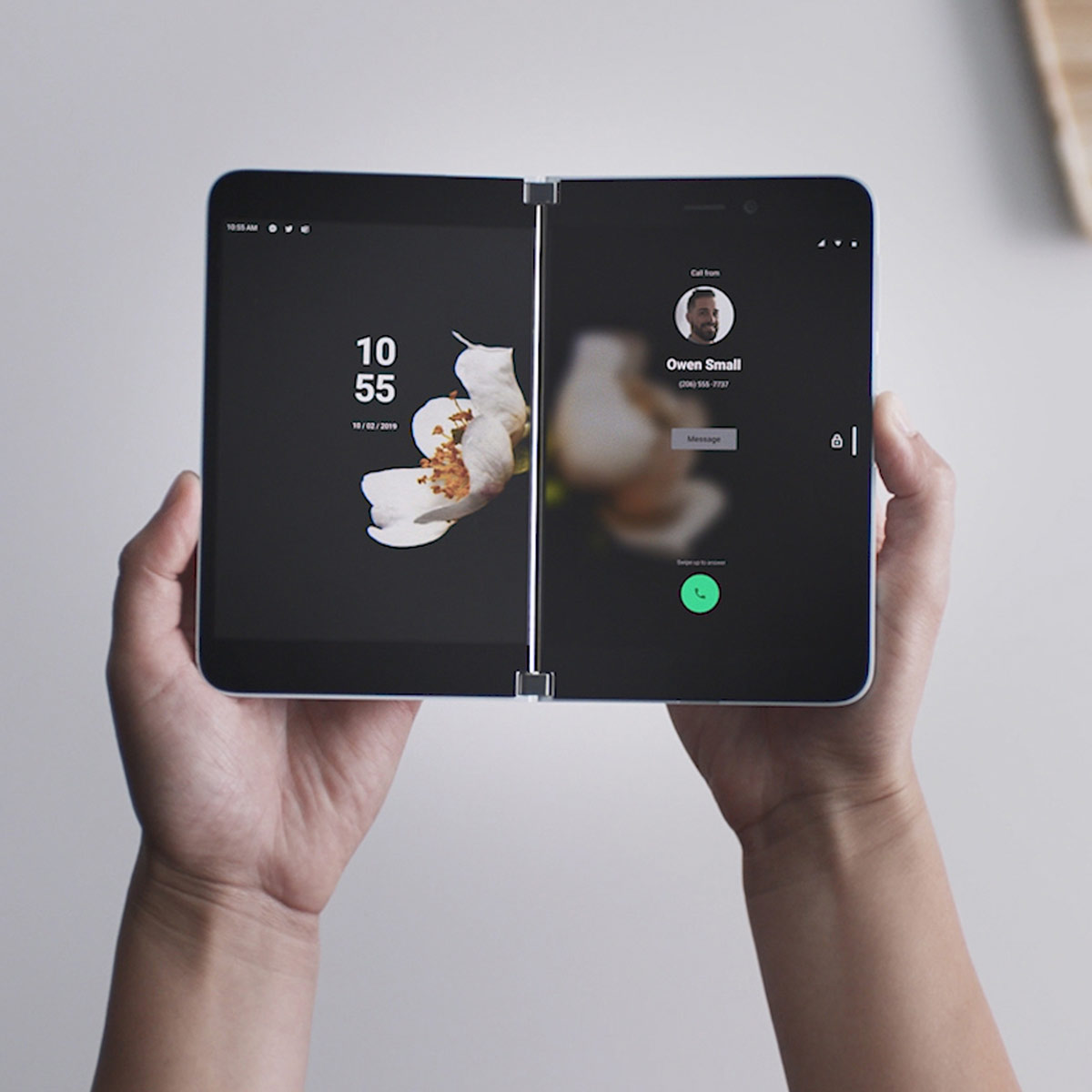 �}�C�N���\�t�g�A2���Android�X�}�z�uSurface Duo�v��2��ʃp�\�R���uSurface Neo�v���\