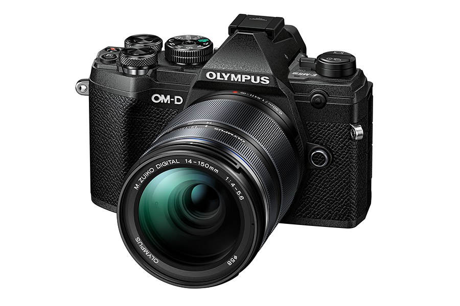 ほぼ新品 olympus em5 mark ii+14-150mm ii