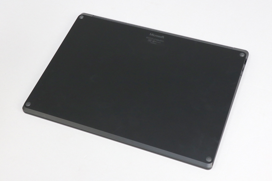 シンプルなスタンダードノートが欲しい！ それなら「Surface Laptop 3 