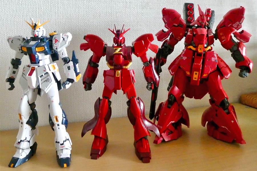 BANDAI - RG ニューガンダム，サザビーセットの+giftsmate.net