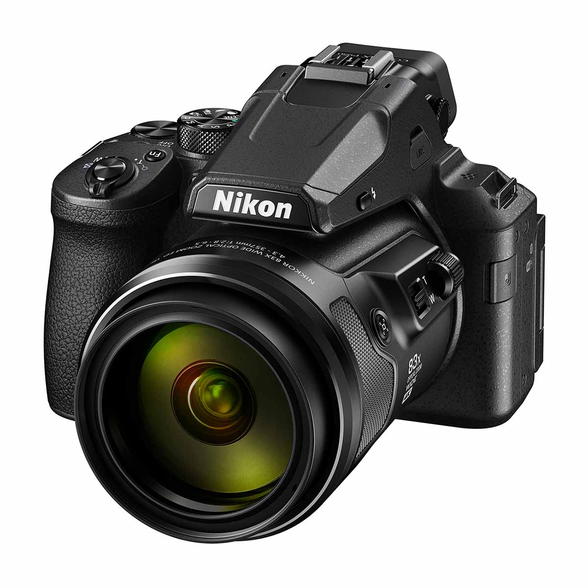 �y���T�����̒��ڐ��i�z�j�R������A���w83�{�Y�[���J�����uCOOLPIX P950�v���o��