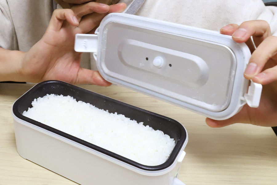 ご飯が炊ける弁当箱」を使ってみた！ “炊飯器”から直にかき込む