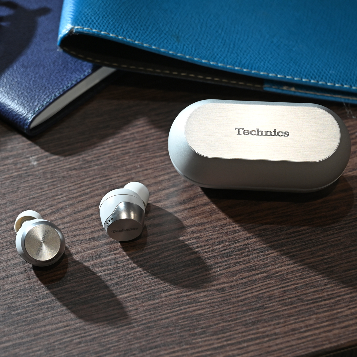 TechnicsuhEAH-AZ70WȂǁApi\jbN̊SCXCzꋓ3f\