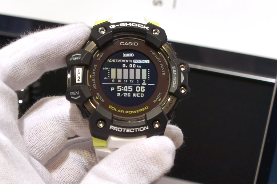 gshock ジーショック ジースクワッド GBD-H1000-1JR