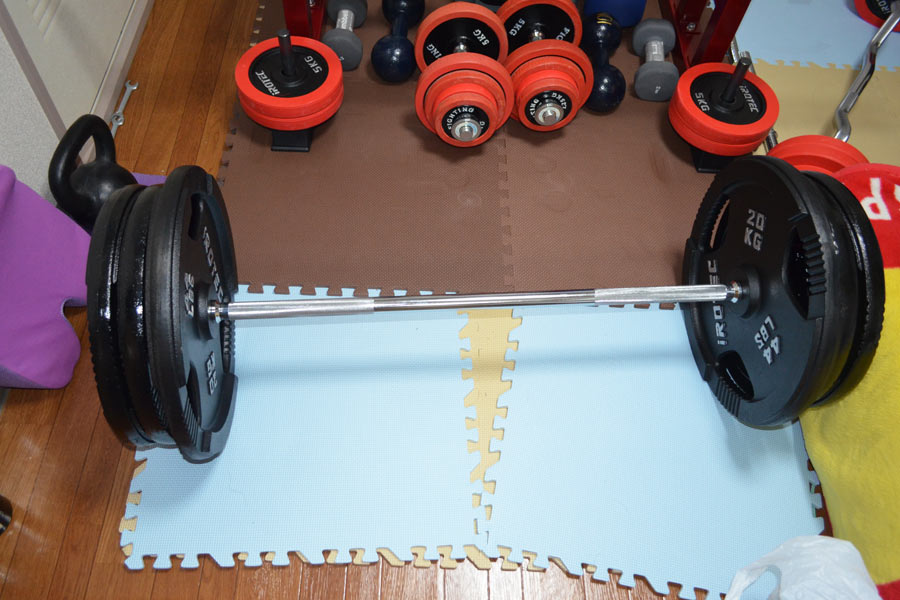 バーベルシ⊂ IROTEC (アイロテック) ラバー バーベル 80KGセット/ベンチプレス 筋トレ トレーニング器具 筋力トレーニング