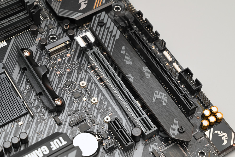 メインストリーム向けの新たな選択肢、AMD B550チップセット搭載マザーボードはアリ!? - 価格.comマガジン
