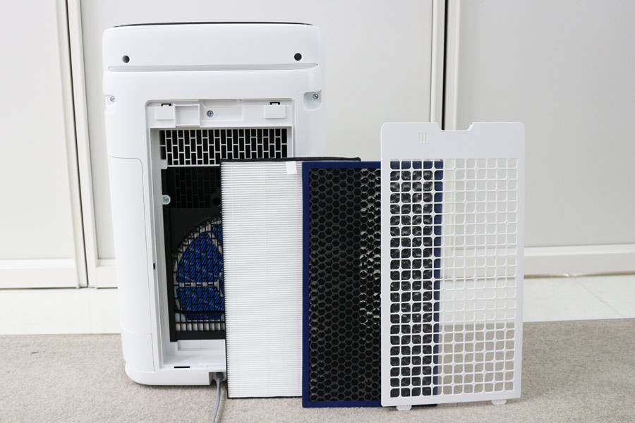 冷暖房/空調 空気清浄器 シャープの空気清浄機にコンパクトなモデルと高い加湿性能を備えた薄型 