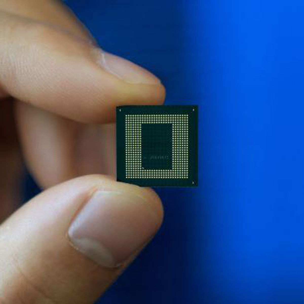 5G���f�������̃n�C�G���h�X�}�z����SoC�uSnapdragon 888�v���o��