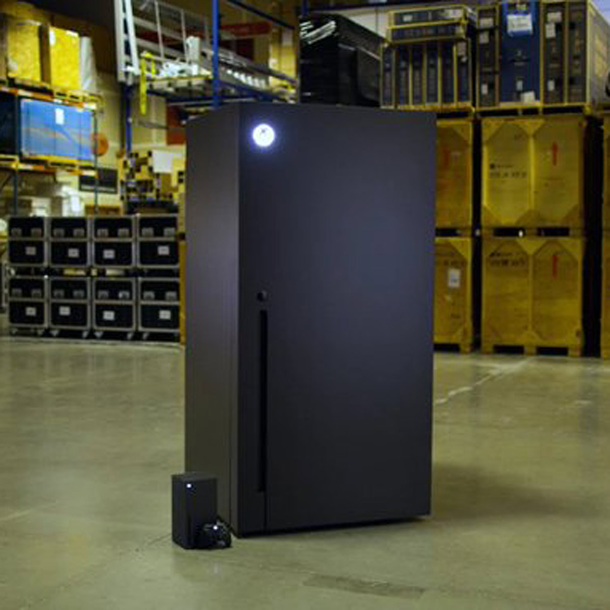 �}�C�N���\�t�g���{����Xbox Series X�^�~�j�①�ɂ����i����