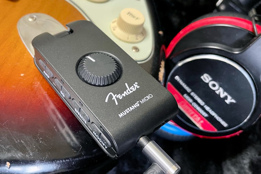 Fender Mustang Micro イヤホン付き-