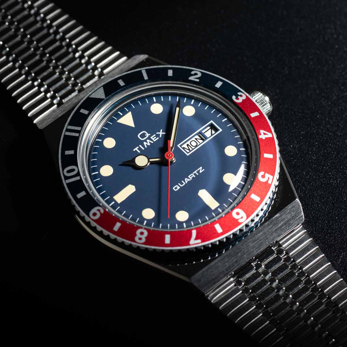 uQ ^CbNXvłēׁI yvVJ[őlC̔閧ɔ