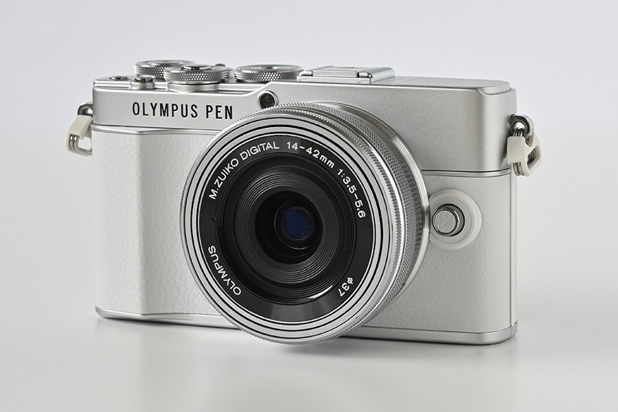 激安買い取り OLYMPUS PEN E-P7 14-42mm EZレンズキット シルバー デジタルカメラ
